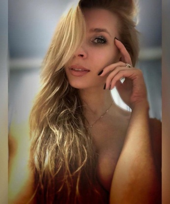 Анкета проститутки Антонина - Фото 1, Алёшки, 32 года, №8547